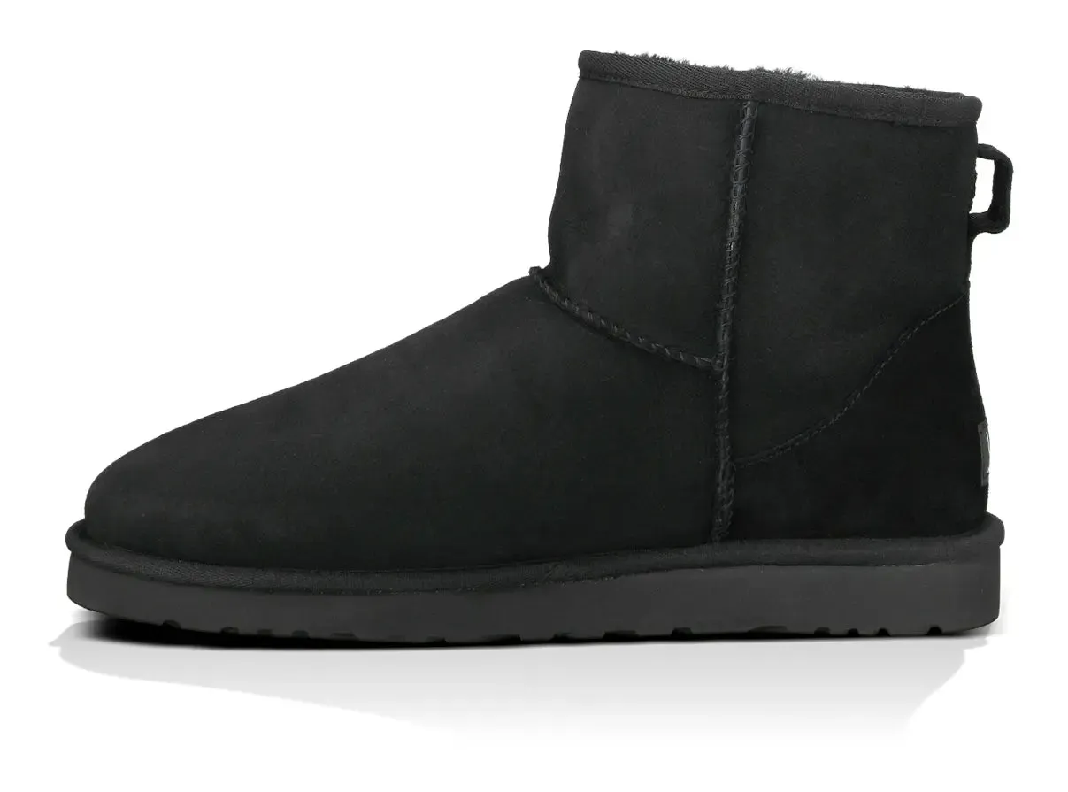 UGG Men's Classic Mini Boot  Iconic Comfort for Every Season