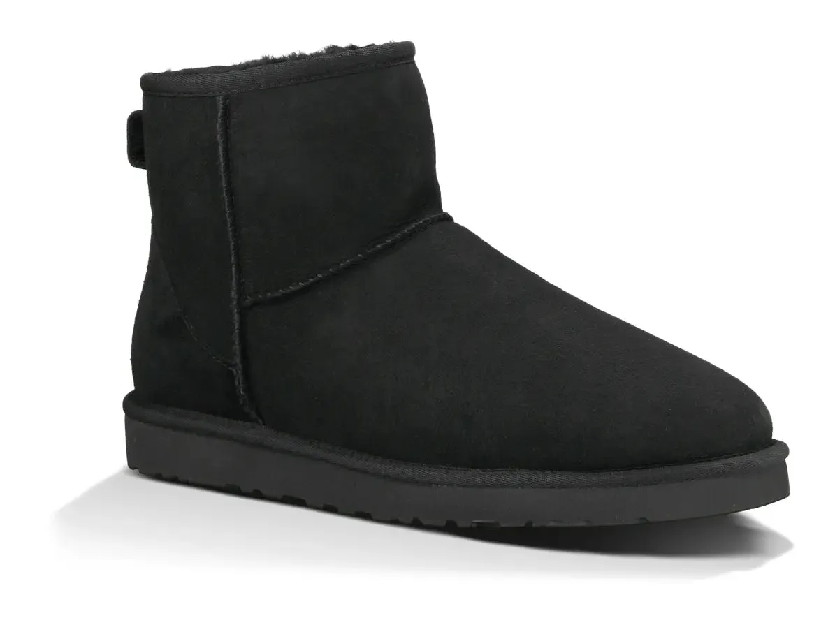 UGG Men's Classic Mini Boot  Iconic Comfort for Every Season
